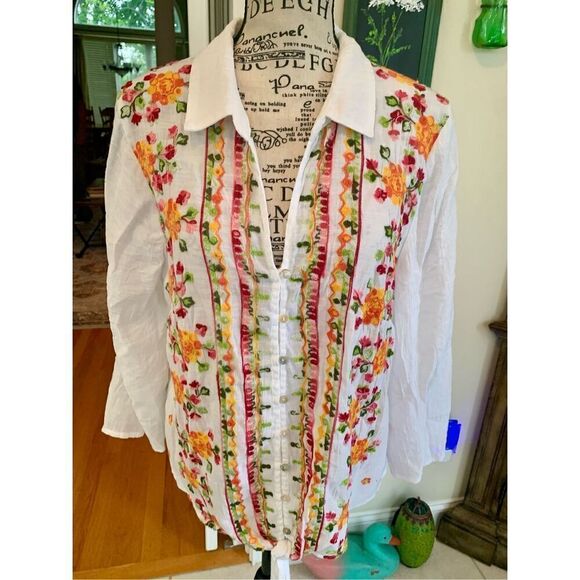 Fig and Flower embroidered button-up top Sz Large Tie Front Floral Boho - Picture 1 of 6